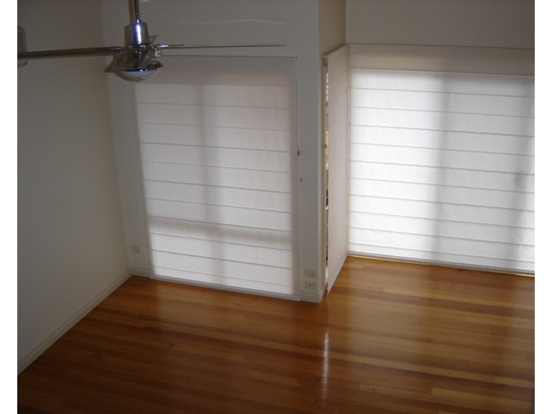 2/50 Houlahan Street, Flora Hill VIC 3550