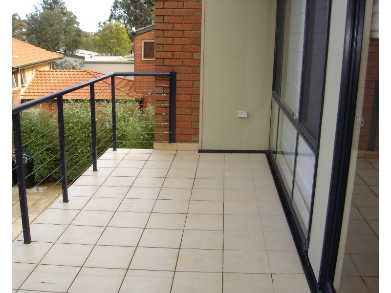 2/50 Houlahan Street, Flora Hill VIC 3550