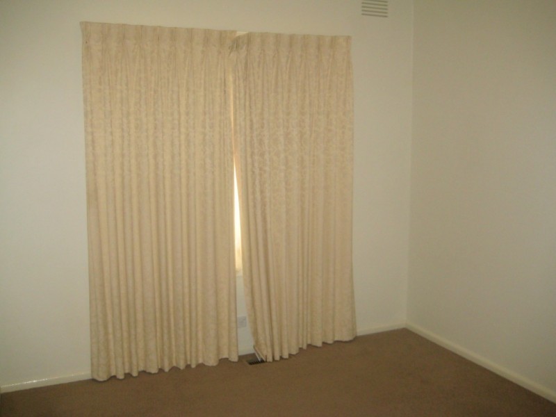 5 Beaumont Court, Flora Hill VIC 3550