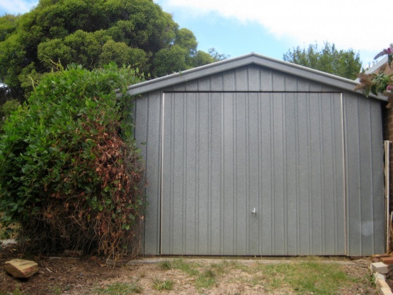 5 Beaumont Court, Flora Hill VIC 3550