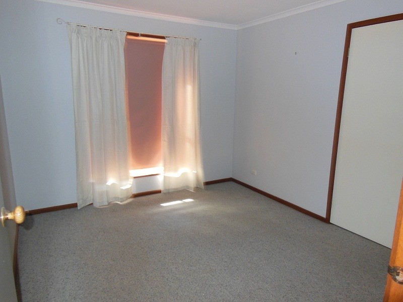 2/22 Warranwah Drive, Strathdale VIC 3550