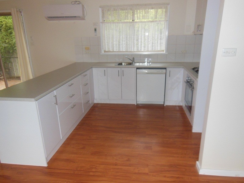 2/22 Warranwah Drive, Strathdale VIC 3550