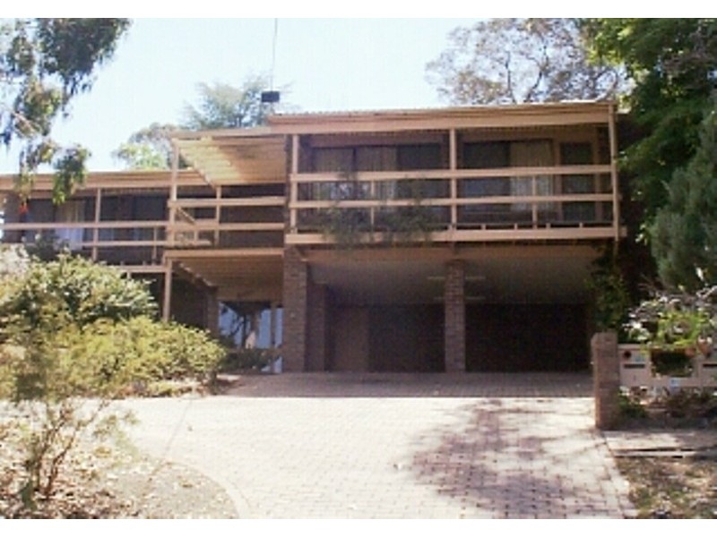 2/17 Wirth Street, Flora Hill VIC 3550