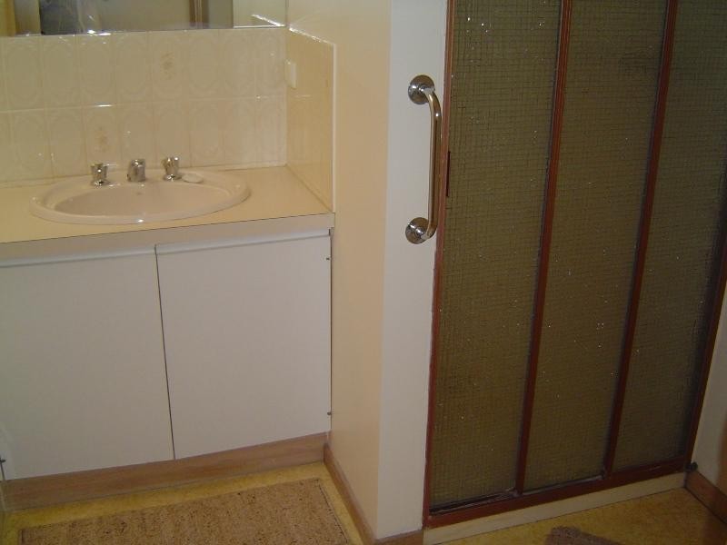 2/17 Wirth Street, Flora Hill VIC 3550