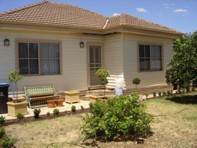 298 Midland Highway, Epsom VIC 3551