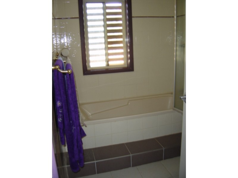 298 Midland Highway, Epsom VIC 3551