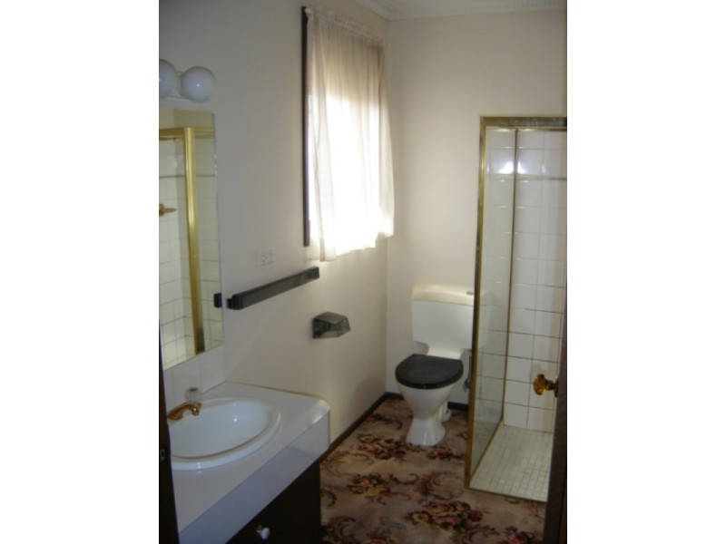 40 Ophir Street, Golden Square VIC 3555