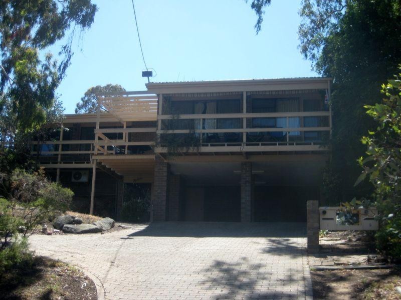 1/17 Wirth Street, Flora Hill VIC 3550