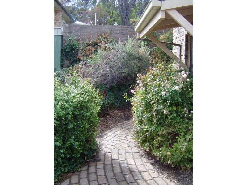 1/17 Wirth Street, Flora Hill VIC 3550