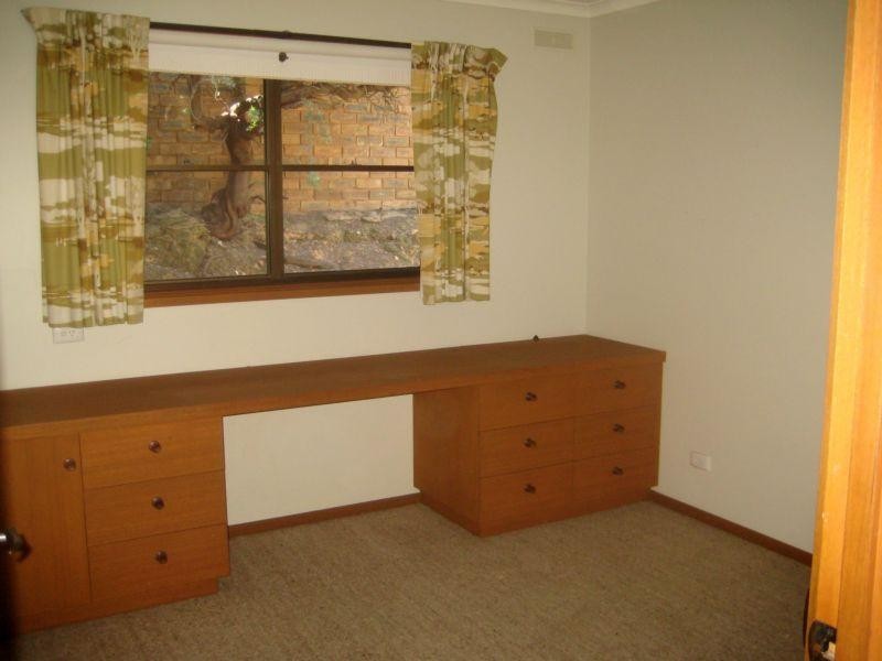 1/17 Wirth Street, Flora Hill VIC 3550