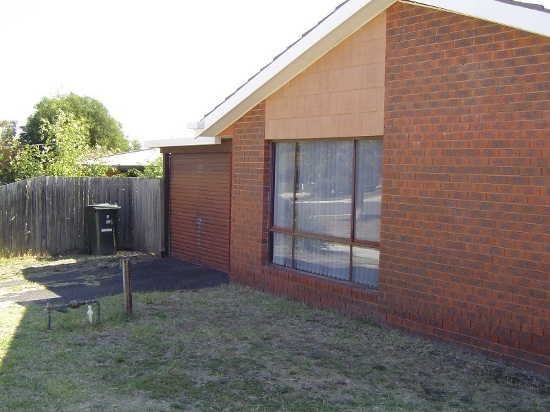 1/9A Smith Street, North Bendigo VIC 3550