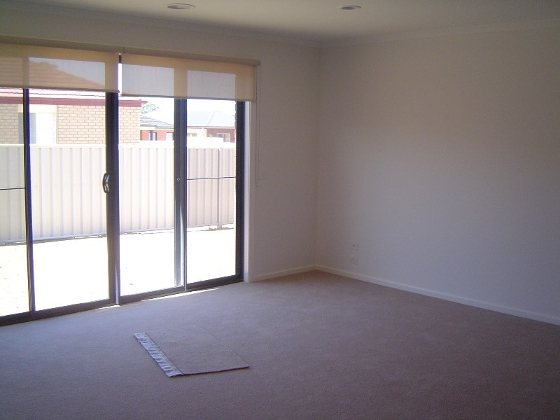 5 Cooba Drive, Epsom VIC 3551