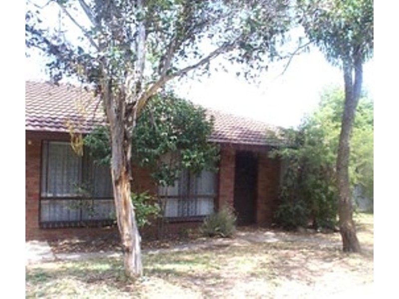 4/14 Yallambee Drive, Kennington VIC 3550