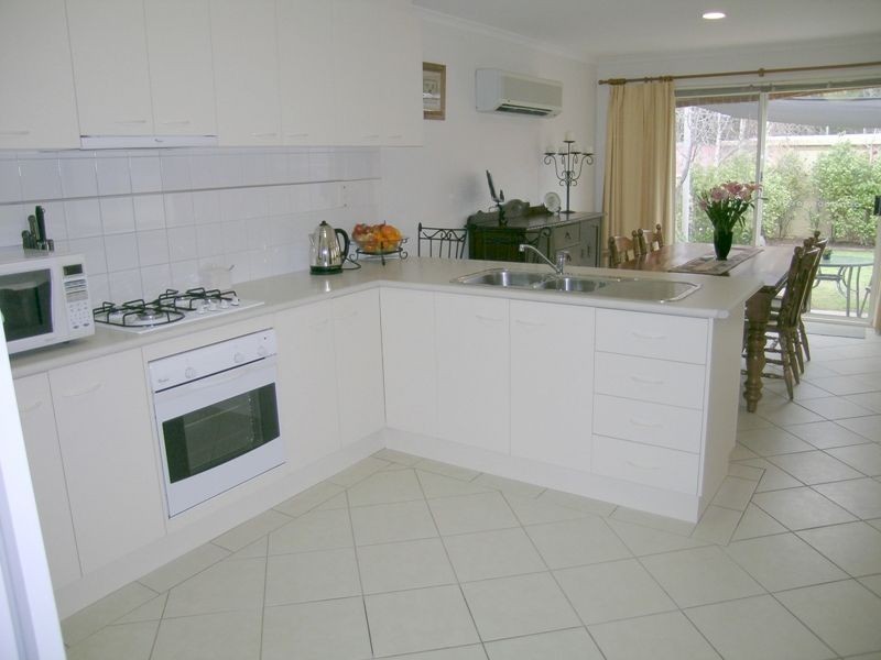 1/65 Retreat Road, Spring Gully VIC 3550