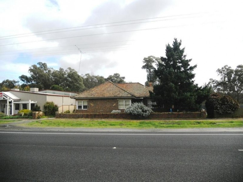 587 Midland Highway, Huntly VIC 3551