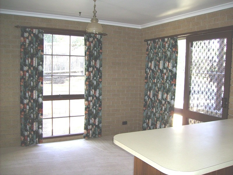 1/1 Heyington Place, Strathdale VIC 3550
