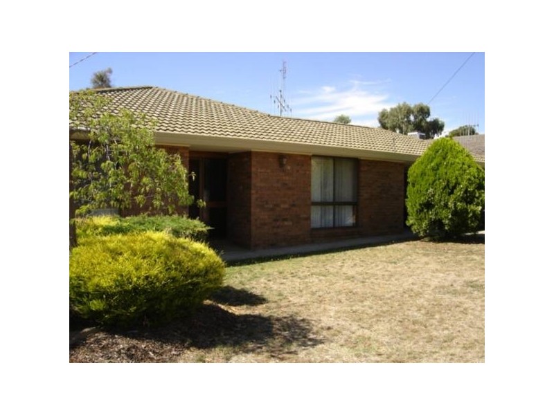 27 Ridgeway Crescent, Kennington VIC 3550