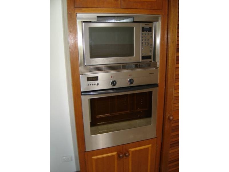 27 Ridgeway Crescent, Kennington VIC 3550