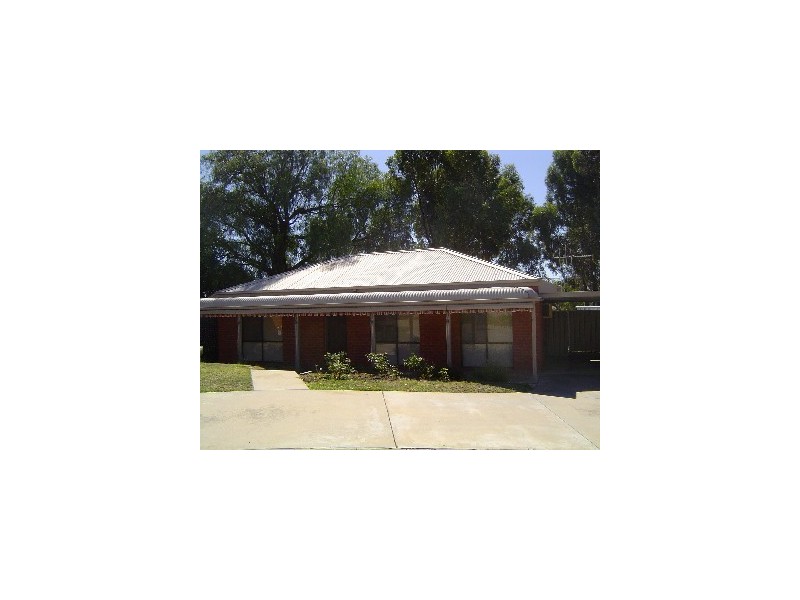 3/69 McKenzie Street West, Golden Square VIC 3555