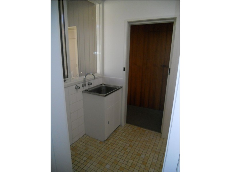 60 Race Street, Flora Hill VIC 3550