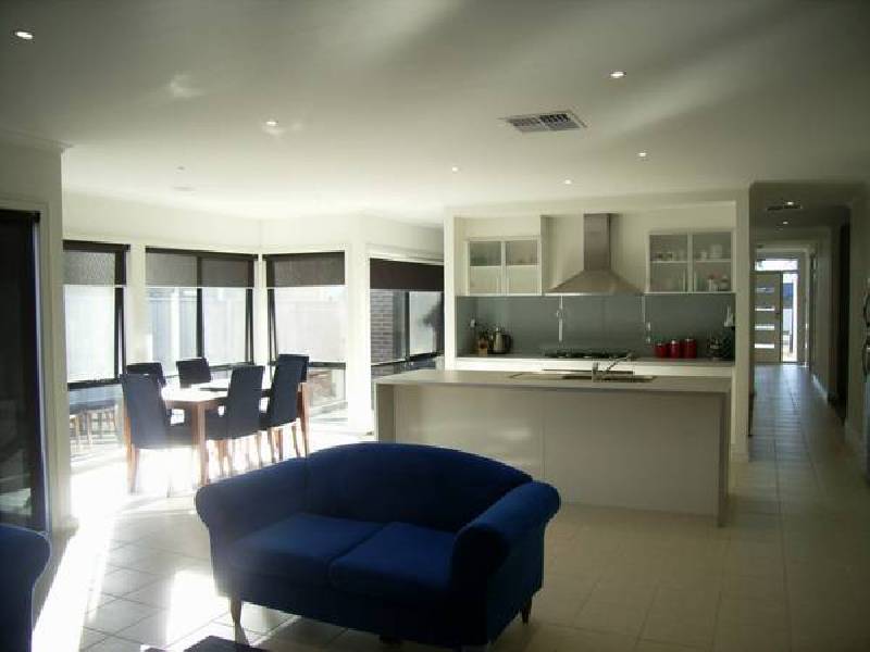 4 Peacock Drive, Epsom VIC 3551