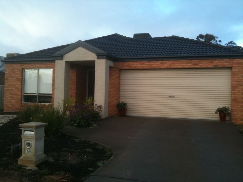 39 Peacock Drive, Epsom VIC 3551