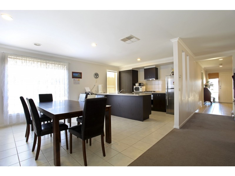 50 Peacock Drive, Epsom VIC 3551