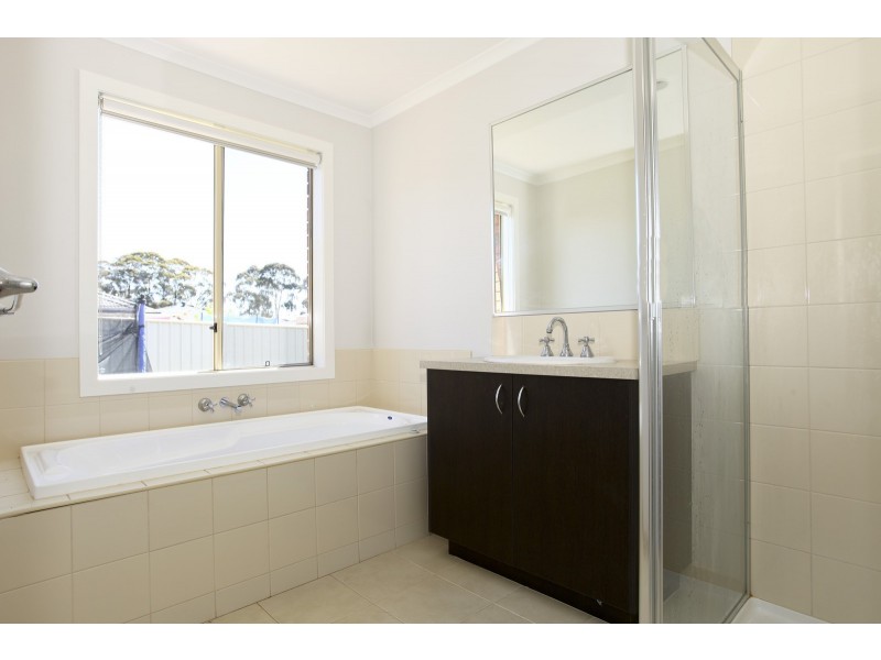 50 Peacock Drive, Epsom VIC 3551