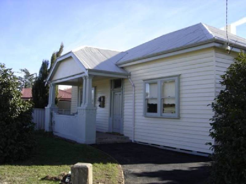 13 Station Street, Kangaroo Flat VIC 3555