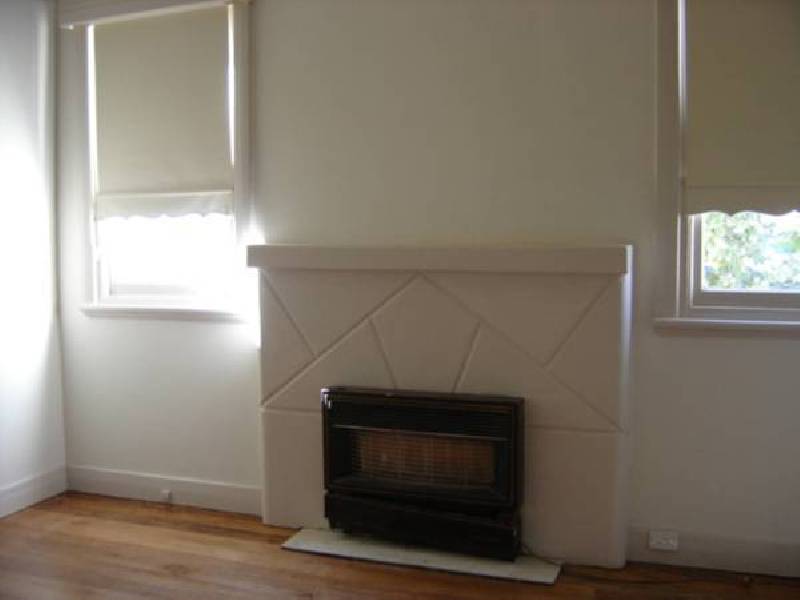 13 Station Street, Kangaroo Flat VIC 3555