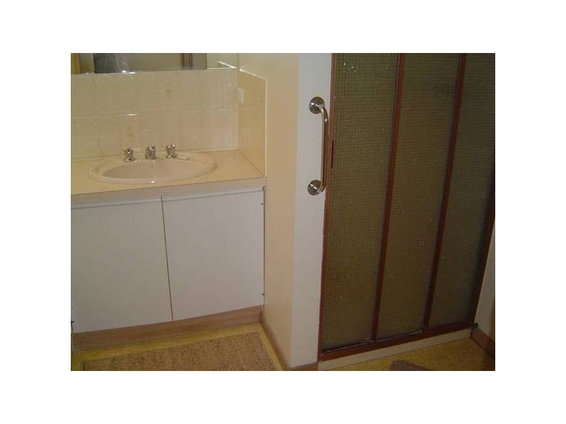 2/17 Wirth Street, Flora Hill VIC 3550