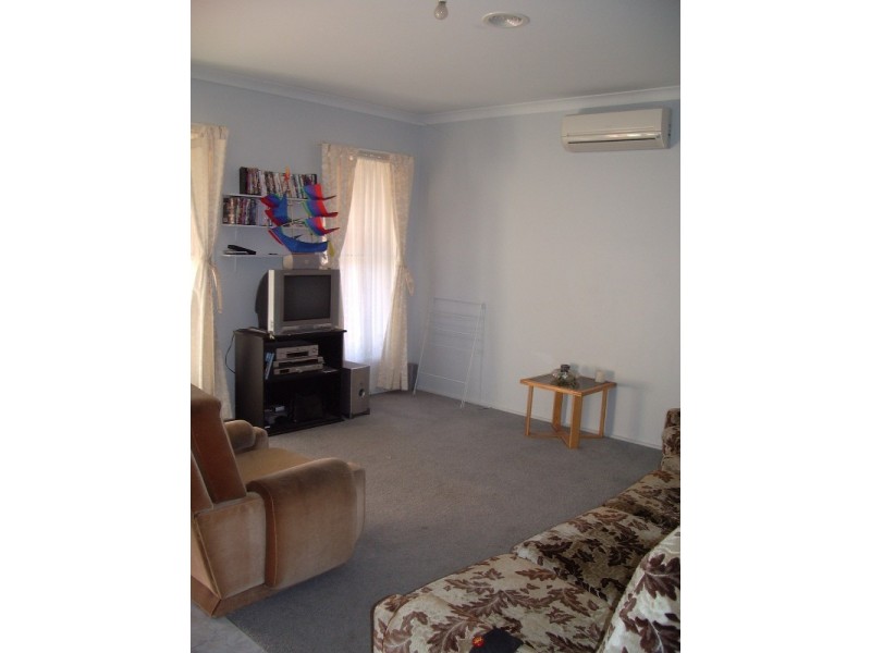 18 Grevillia Avenue, Kangaroo Flat VIC 3555
