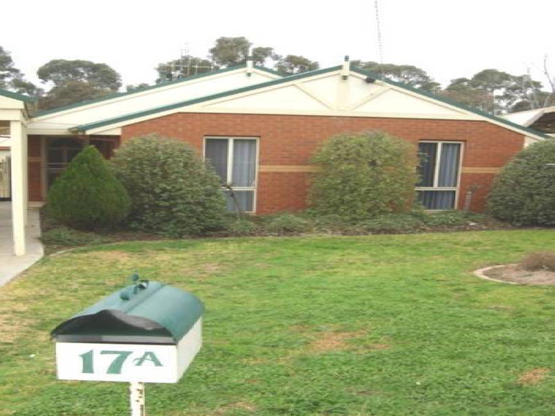 17A Chapel Street, Kangaroo Flat VIC 3555