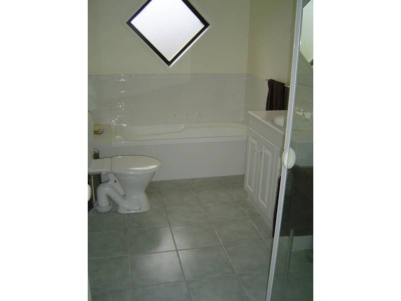 3 Tasman Court, Kangaroo Flat VIC 3555