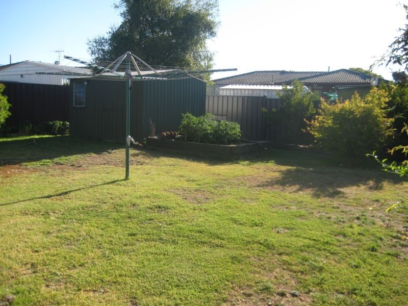 22 Thomas Street, Kangaroo Flat VIC 3555