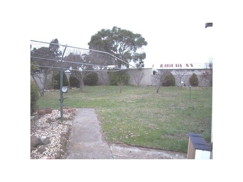 5 Golden Gully Road, Kangaroo Flat VIC 3555