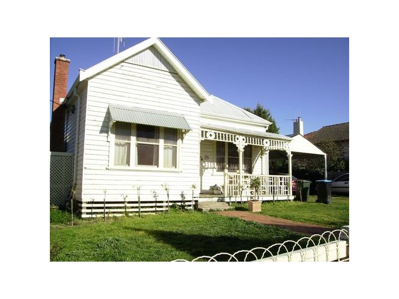 25 Booth Street, Golden Square VIC 3555