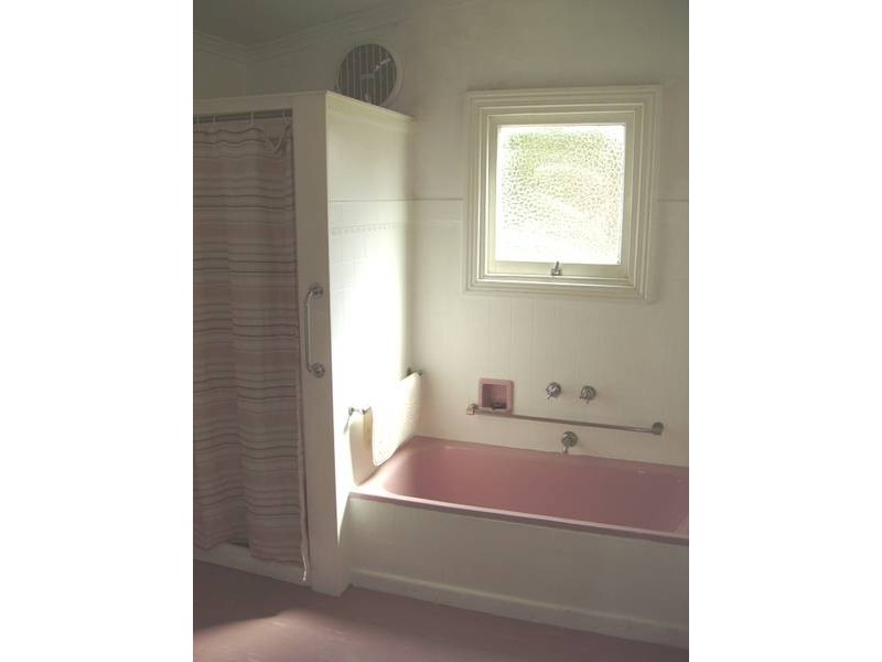 25 Booth Street, Golden Square VIC 3555