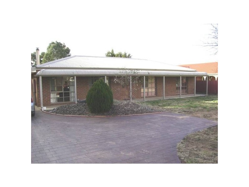927 Wellington Street, Strathfieldsaye VIC 3551