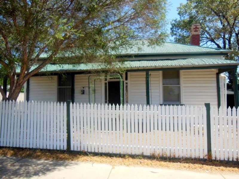 225 Arnold Street, Bendigo VIC 3550