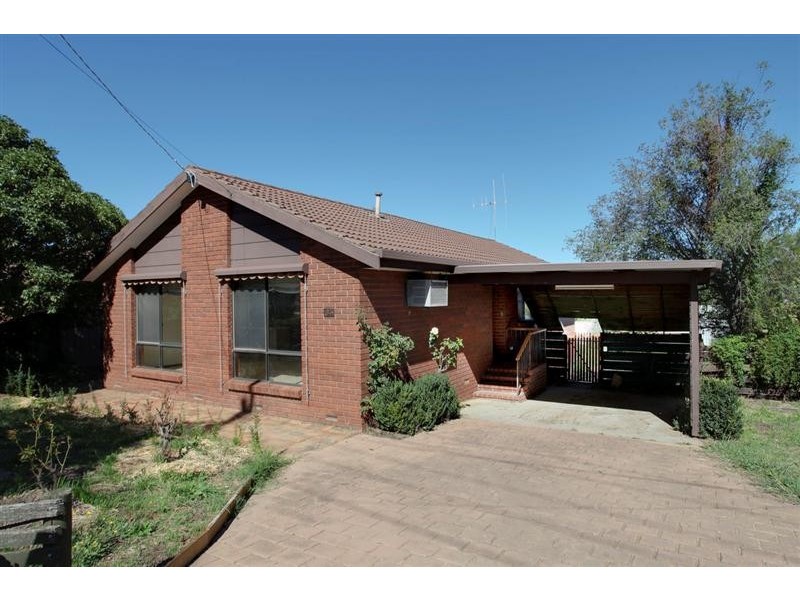 83 Browning Street, Kangaroo Flat VIC 3555