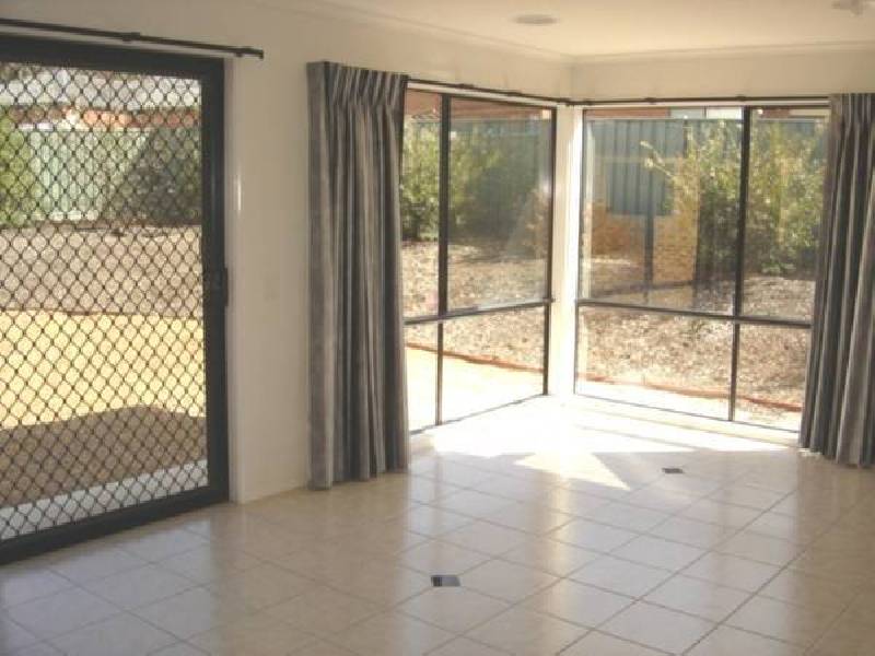 128 Queen Street, Kangaroo Flat VIC 3555