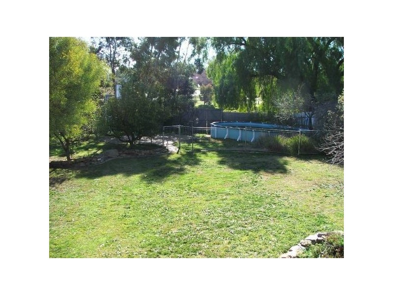 302 HIGH STREET, Golden Square VIC 3555
