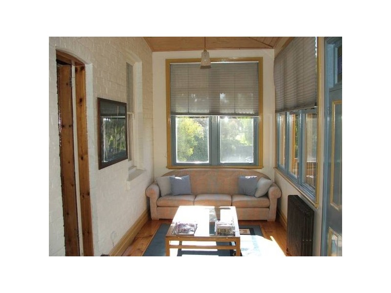 302 HIGH STREET, Golden Square VIC 3555