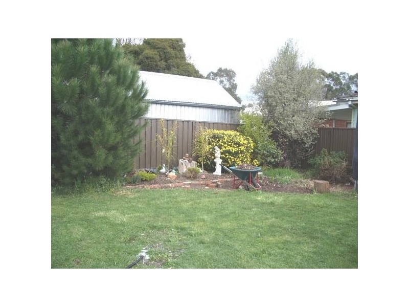 2 Elliott Street, Golden Square VIC 3555