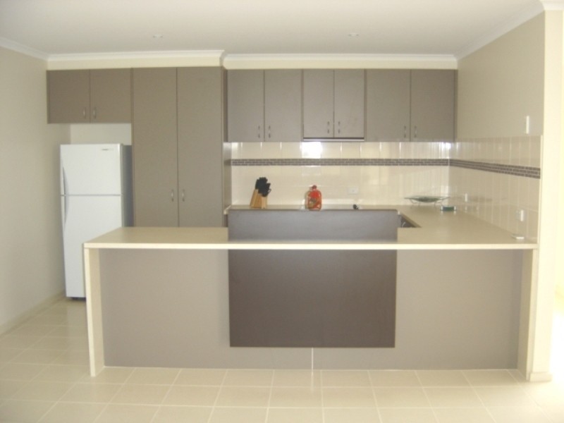 4a Theodore Street, Flora Hill VIC 3550