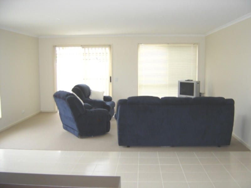 4a Theodore Street, Flora Hill VIC 3550