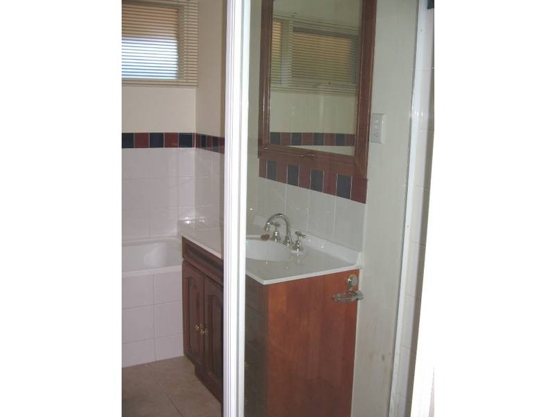 95 Aspinall Street, Golden Square VIC 3555