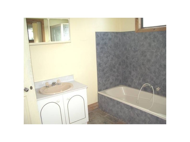 Honeysuckle Street, Bendigo VIC 3550