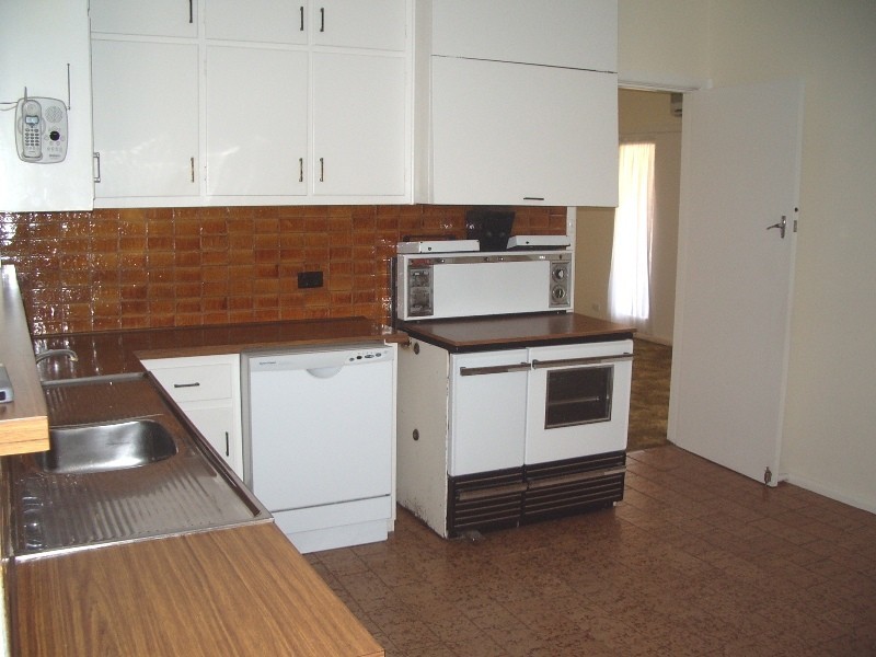 203 Lockwood Road, Kangaroo Flat VIC 3555